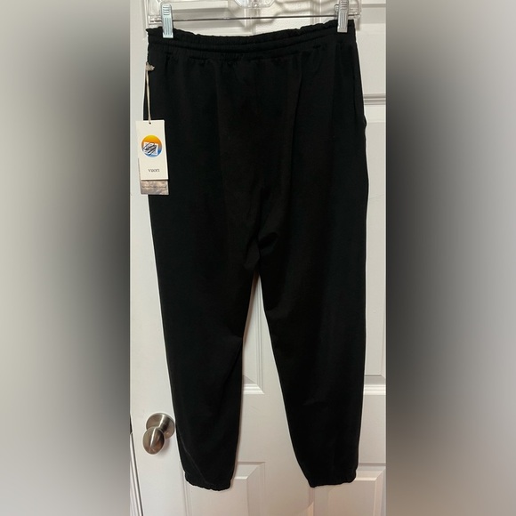 NWT Vuori Boyfriend Jogger in Black Heather Size Small - Picture 4 of 8